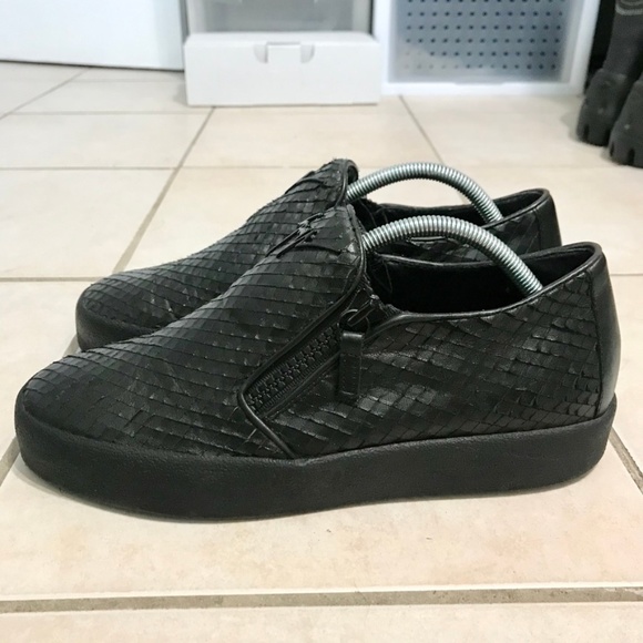 Giuseppe Zanotti Embossed Leather Low-Top Slip-On main image 5